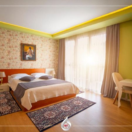 Nbt Hotel Reps Kukes Zewnętrze zdjęcie